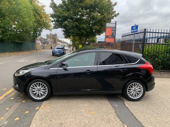 Used Ford Focus 2011 for sale - 77927868: Photo