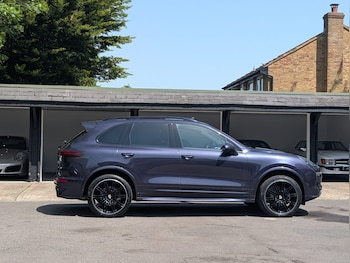 Used Porsche Cayenne 2018 for sale - 78681078: Photo