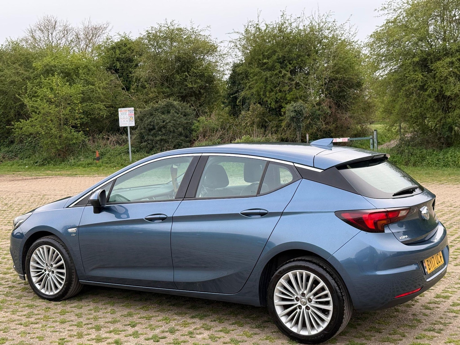 Used Vauxhall Astra 2017 for sale - 78213314: Photo 11