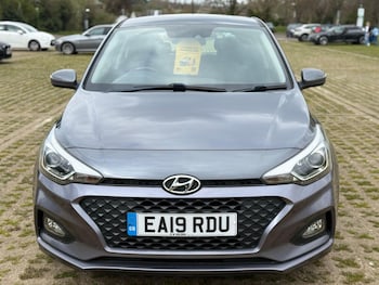 Used Hyundai i20 2019 for sale - 78098018: Photo