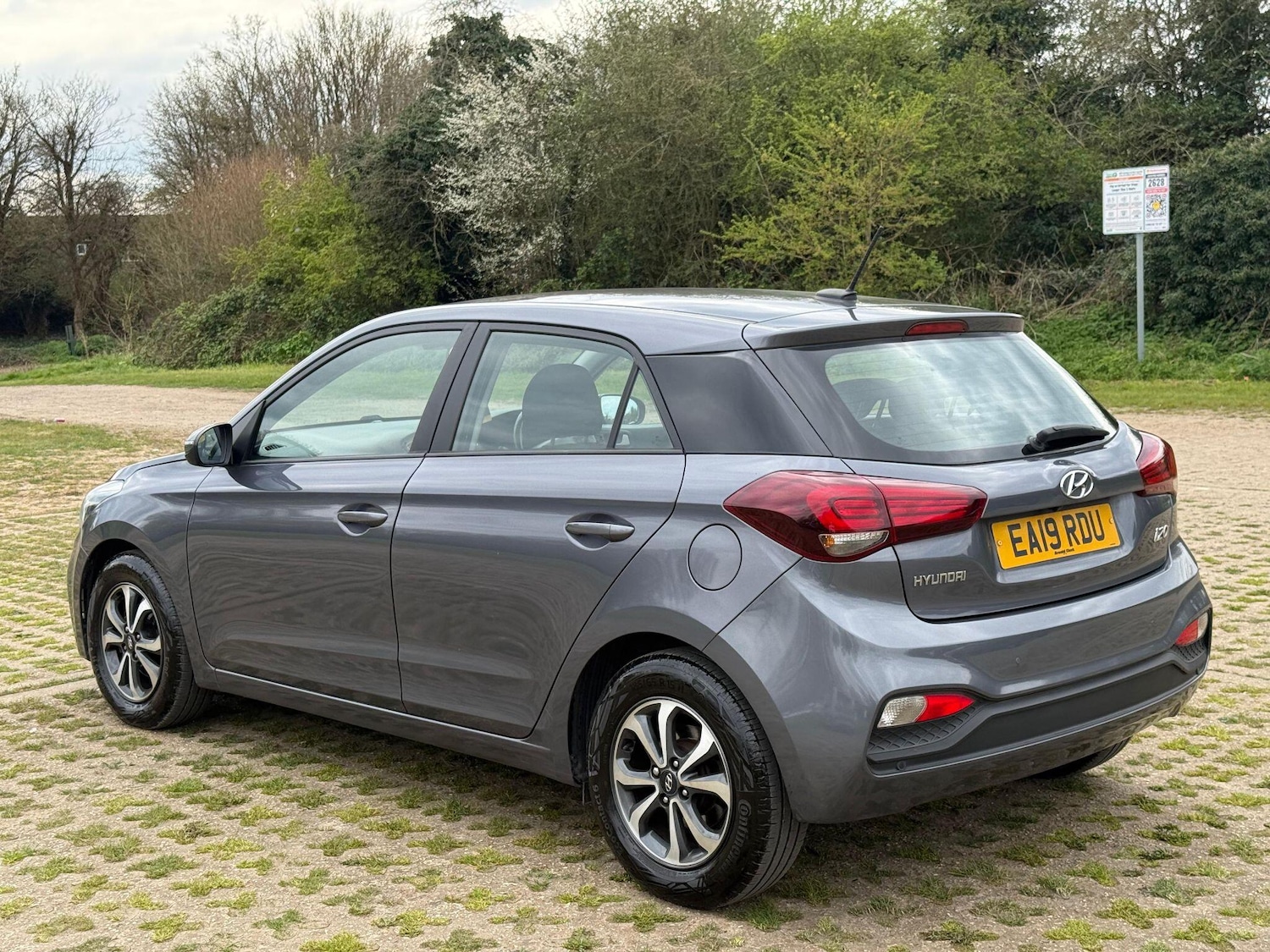 Used Hyundai i20 2019 for sale - 78098018: Photo 9