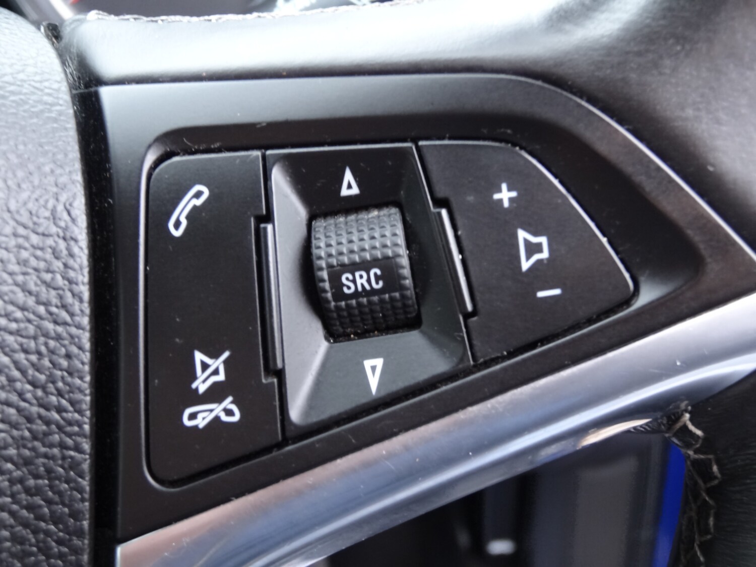 Used Vauxhall Mokka 2015 for sale - 77971910: Photo 19