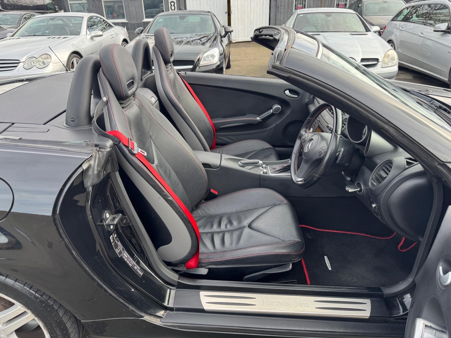 Used Mercedes-Benz SLK 2011 for sale - 77989416: Photo 20