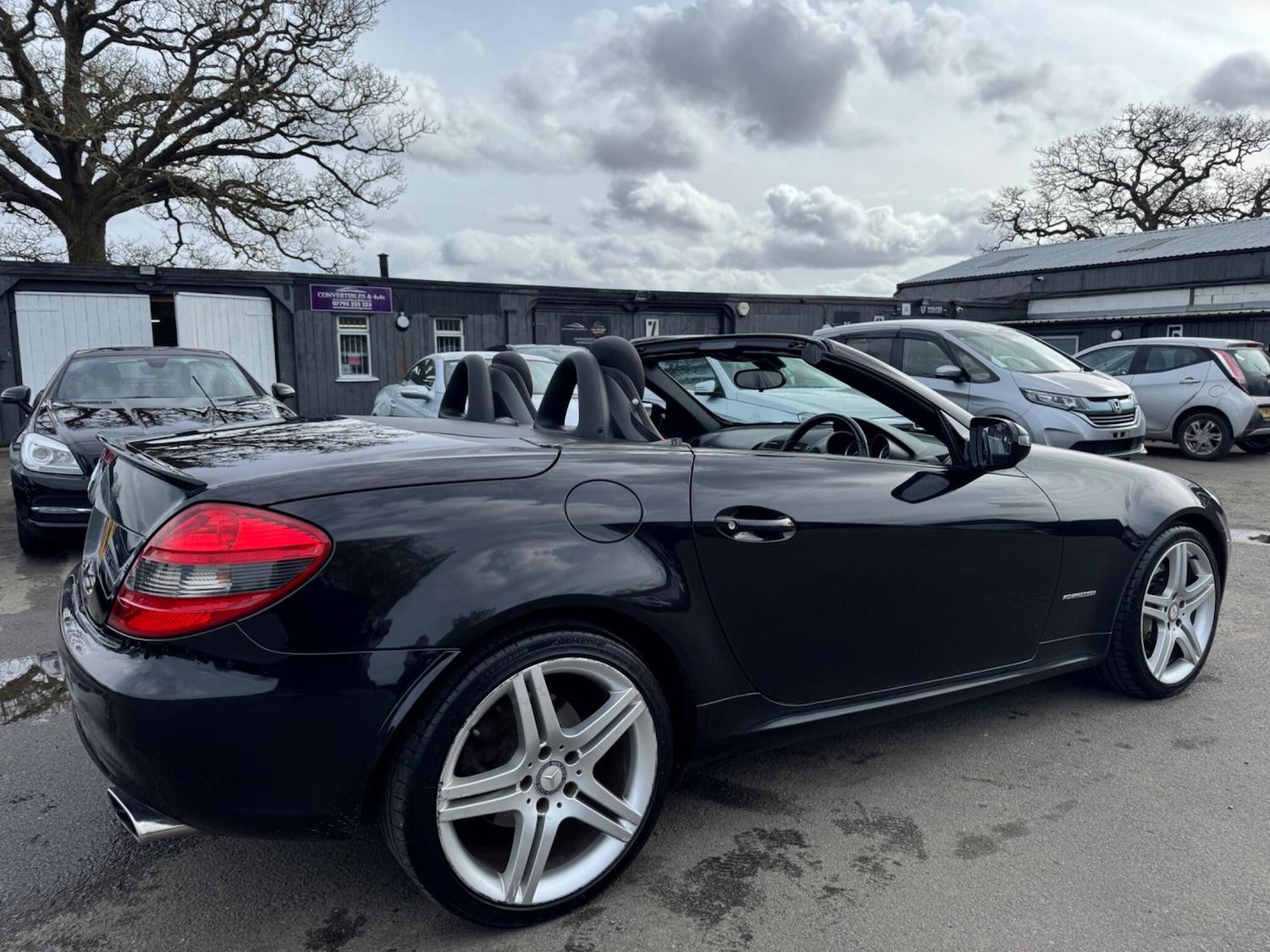 Used Mercedes-Benz SLK 2011 for sale - 77989416: Photo 5