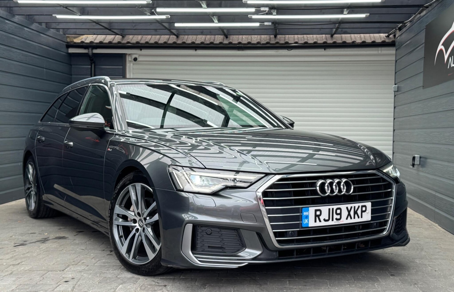 Used Audi A6 Avant 2019 for sale - 78134869: Photo 11