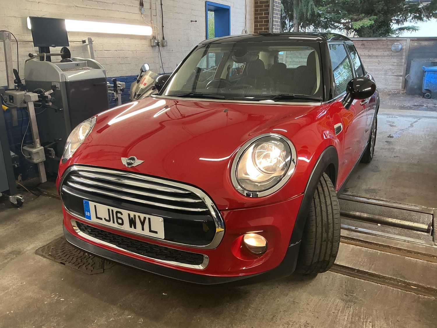 Used MINI Hatch 2016 for sale - 77927835: Photo 17
