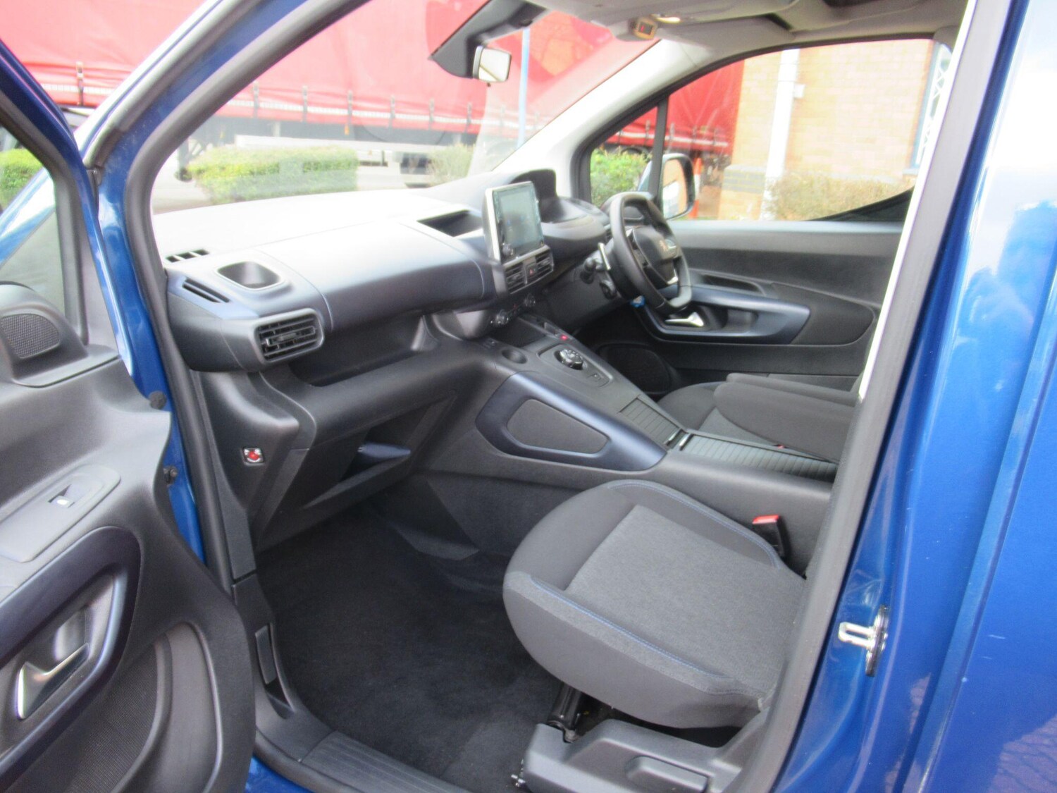 Used Peugeot Rifter 2020 for sale - 78015775: Photo 24