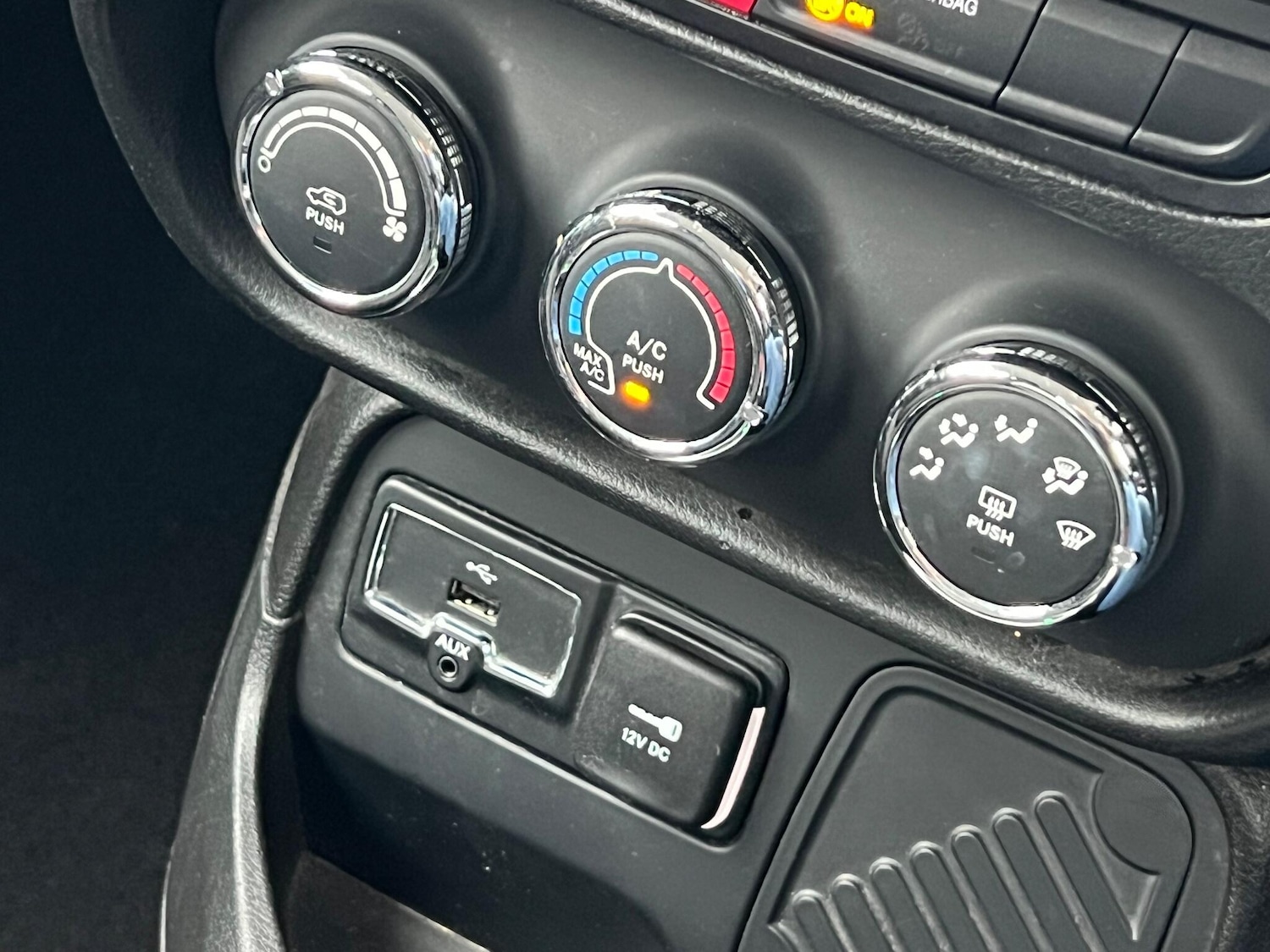 Used Jeep Renegade 2017 for sale - 78029197: Photo 13