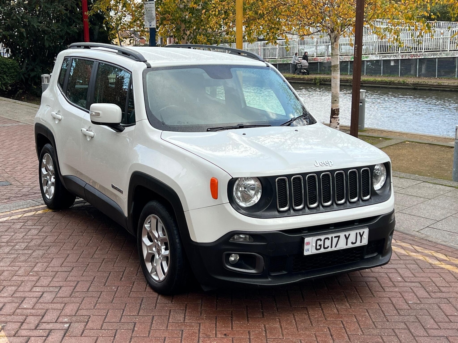 Used Jeep Renegade 2017 for sale - 78029197: Photo 2