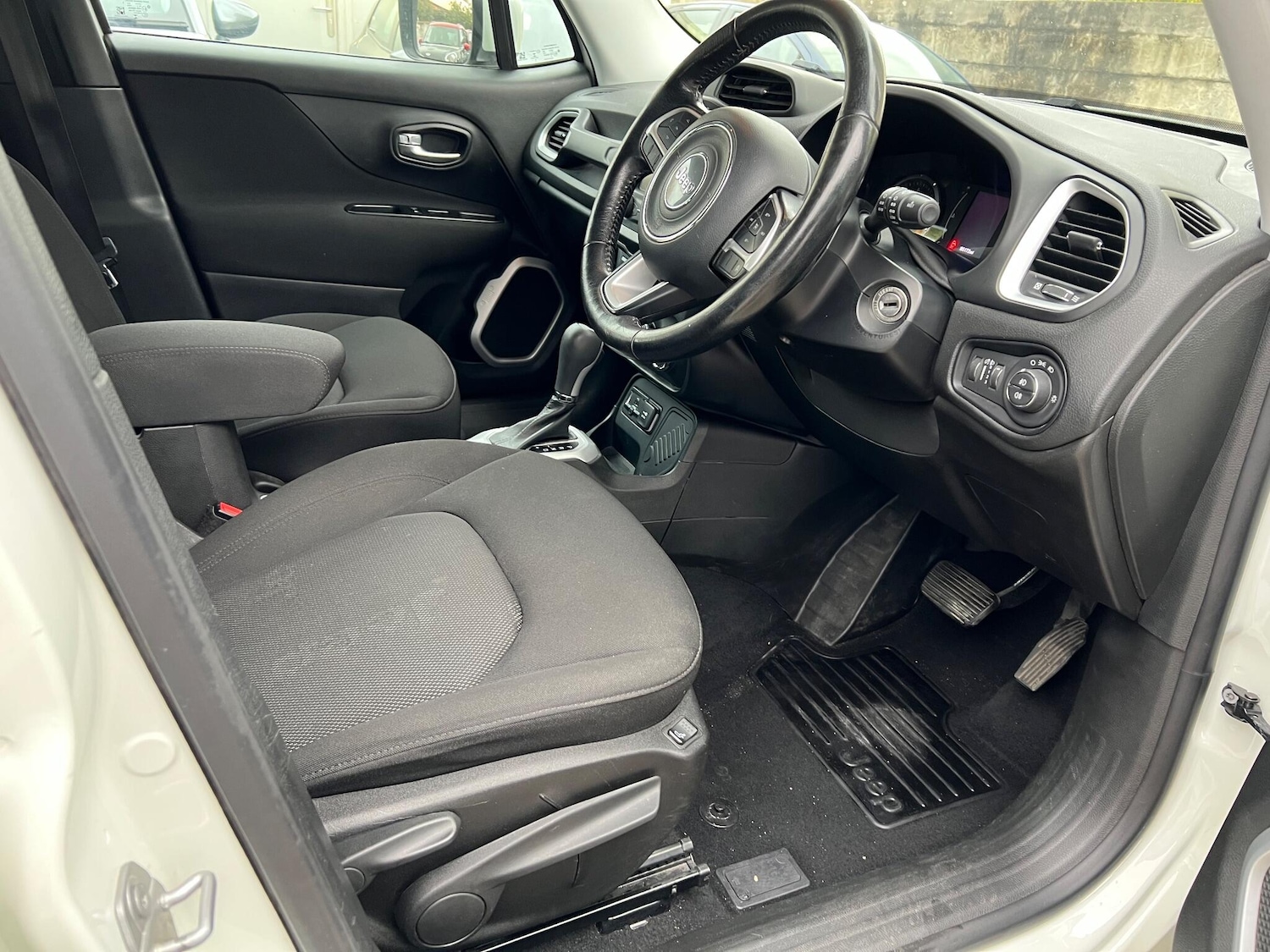 Used Jeep Renegade 2017 for sale - 78029197: Photo 22