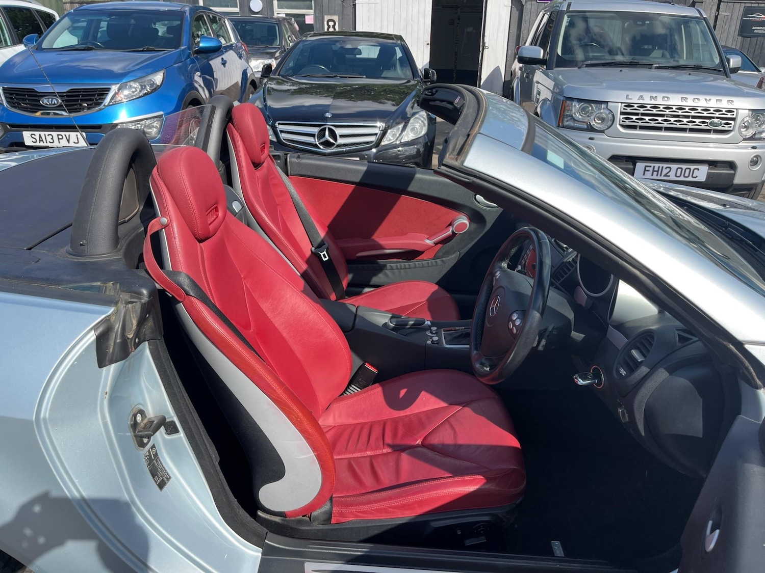 Used Mercedes-Benz SLK 2006 for sale - 77762590: Photo 2