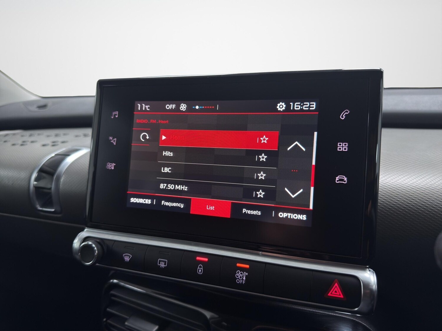 Used Citroen C4 Cactus for sale - 77762471: Photo 22