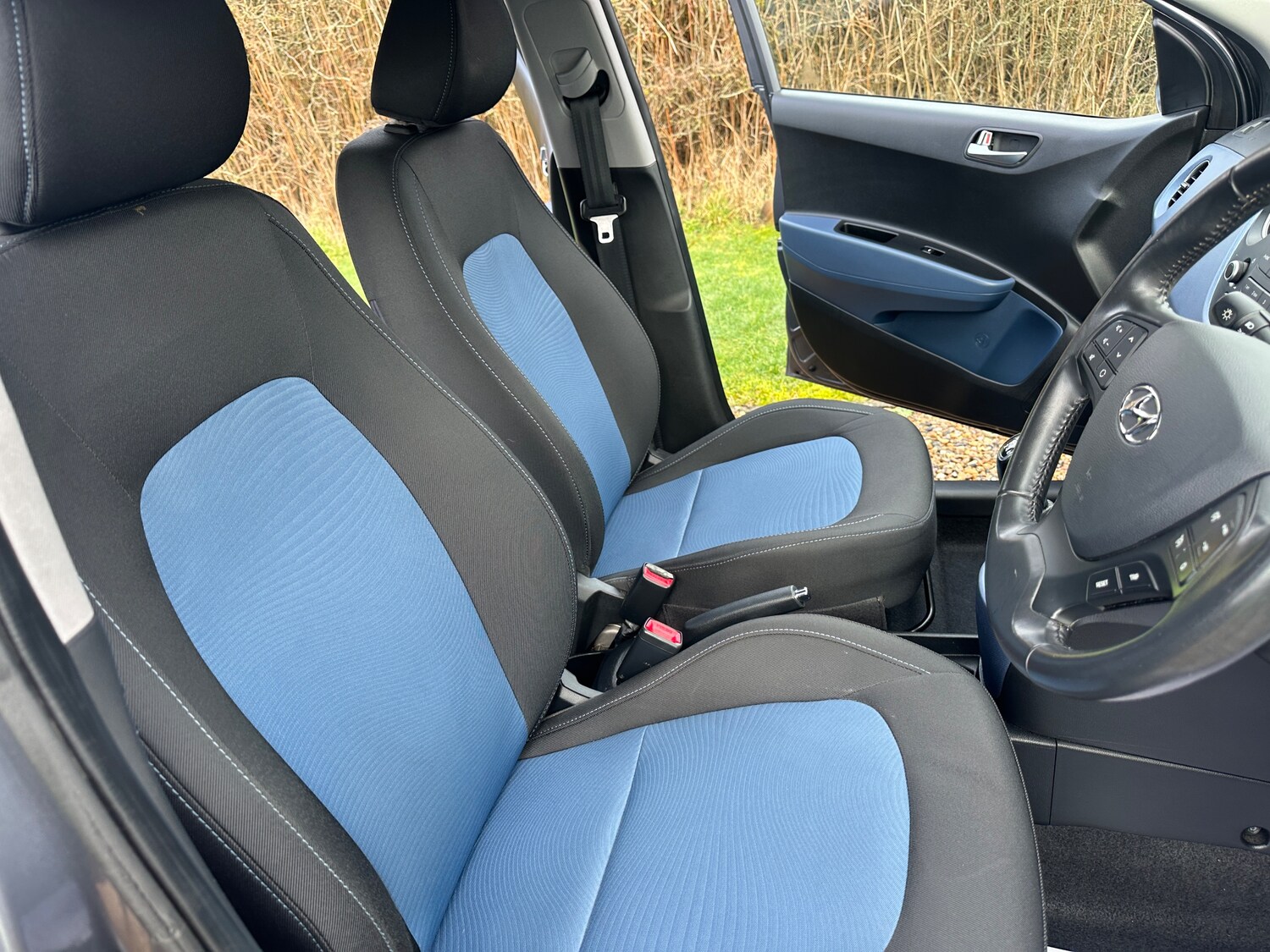 Used Hyundai i10 2014 for sale - 77733582: Photo 18