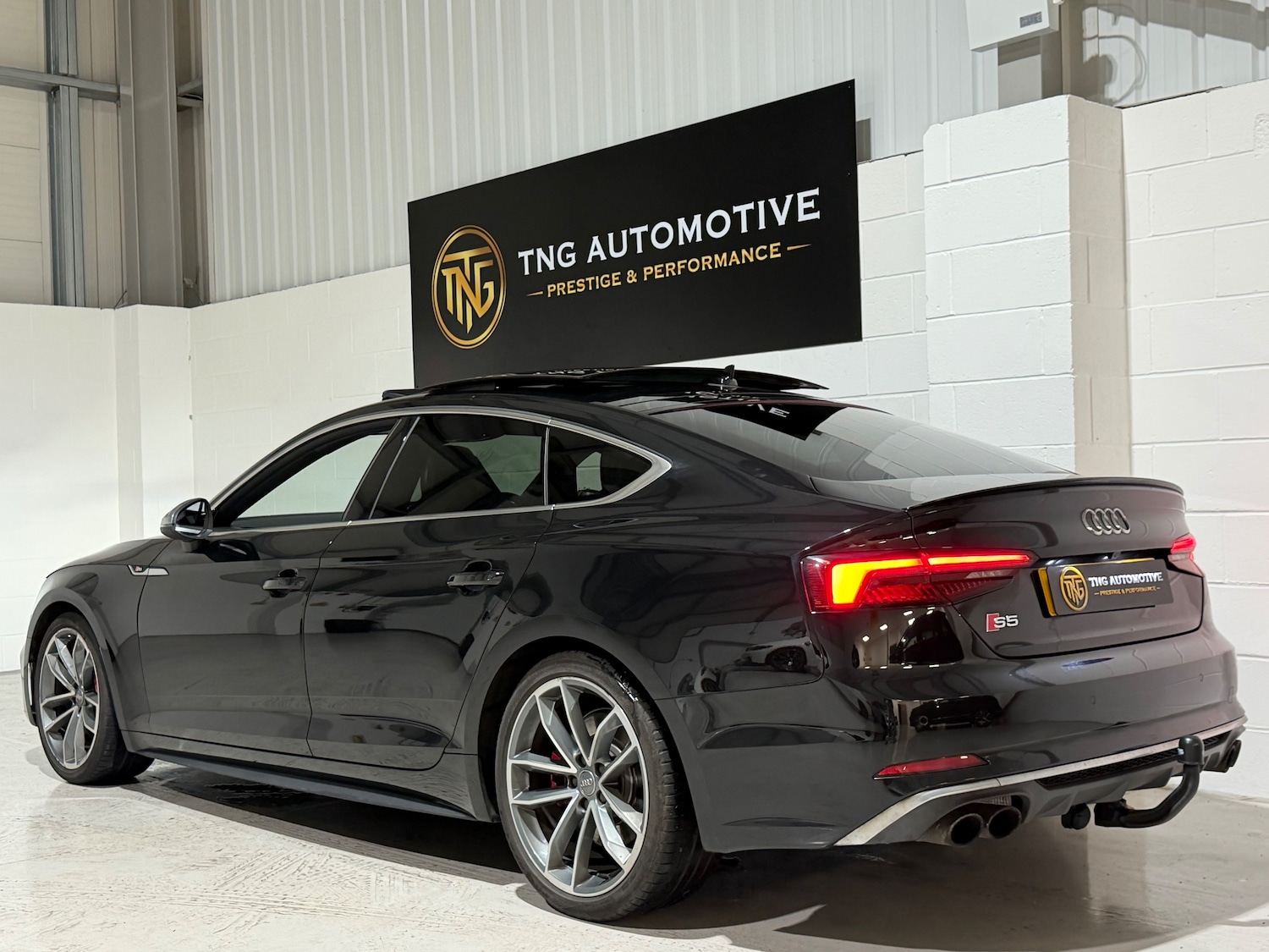 Used Audi A5 2018 for sale - 77795217: Photo 10