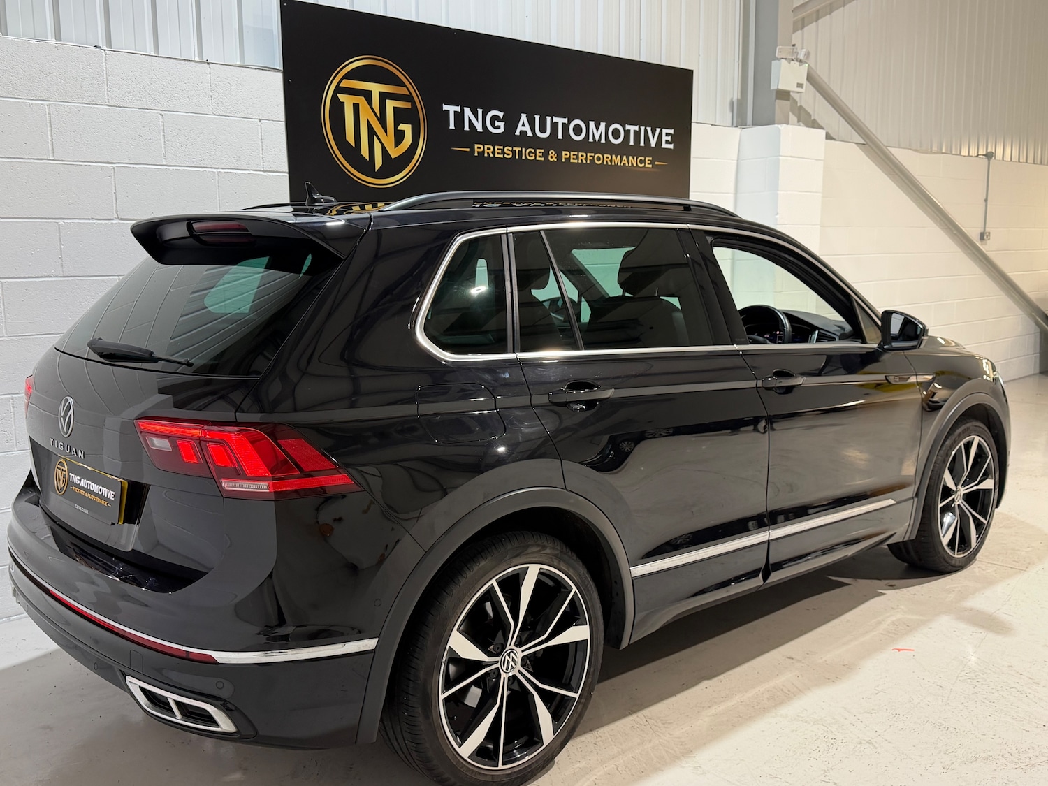 Used Volkswagen Tiguan 2021 for sale - 77786352: Photo 4