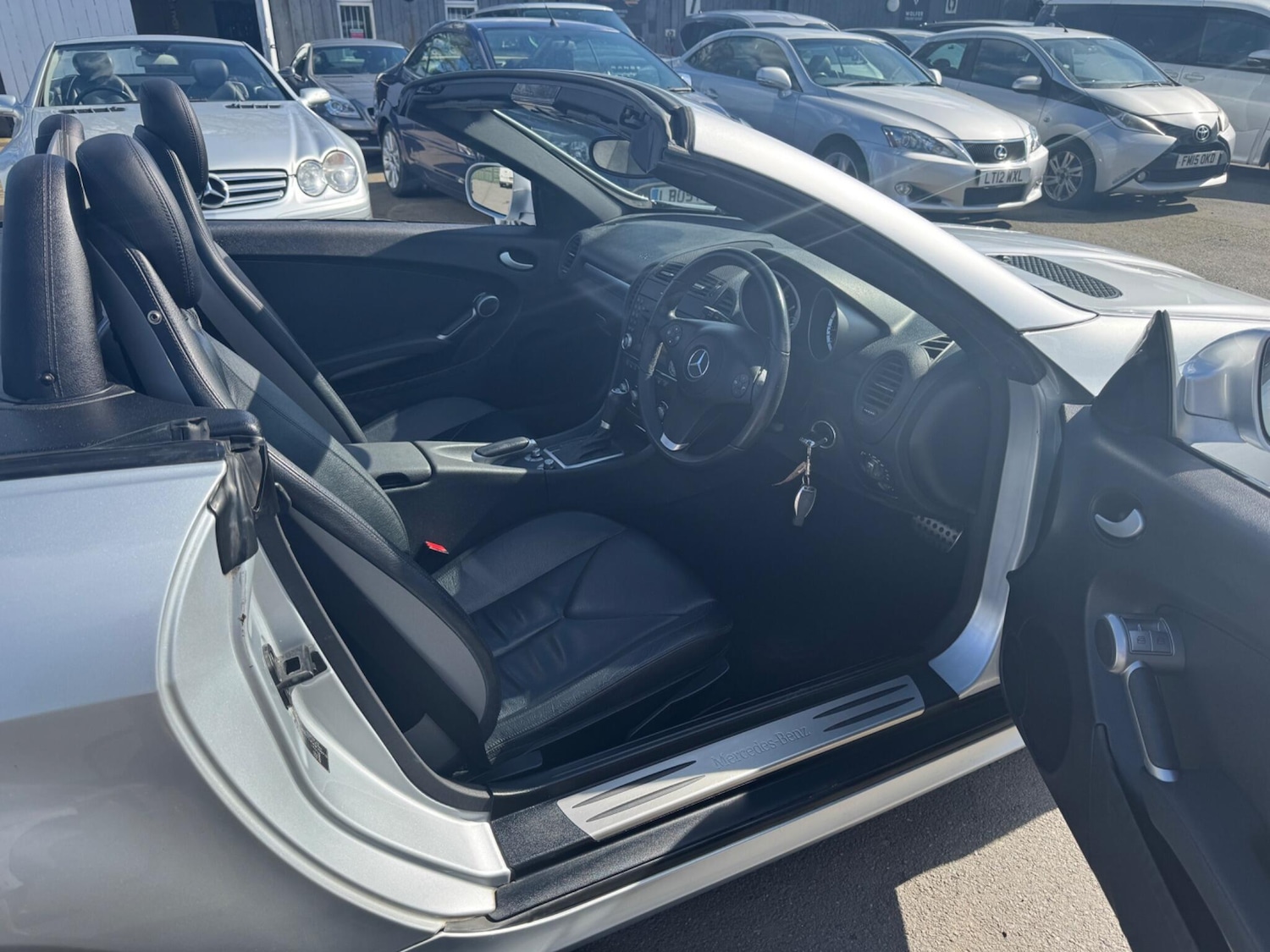 Used Mercedes-Benz SLK 2010 for sale - 78163036: Photo 12