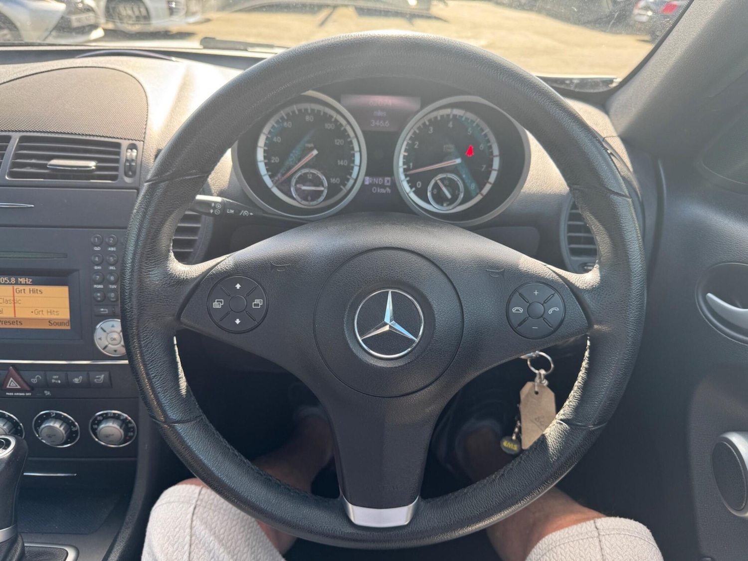 Used Mercedes-Benz SLK 2010 for sale - 78163036: Photo 13