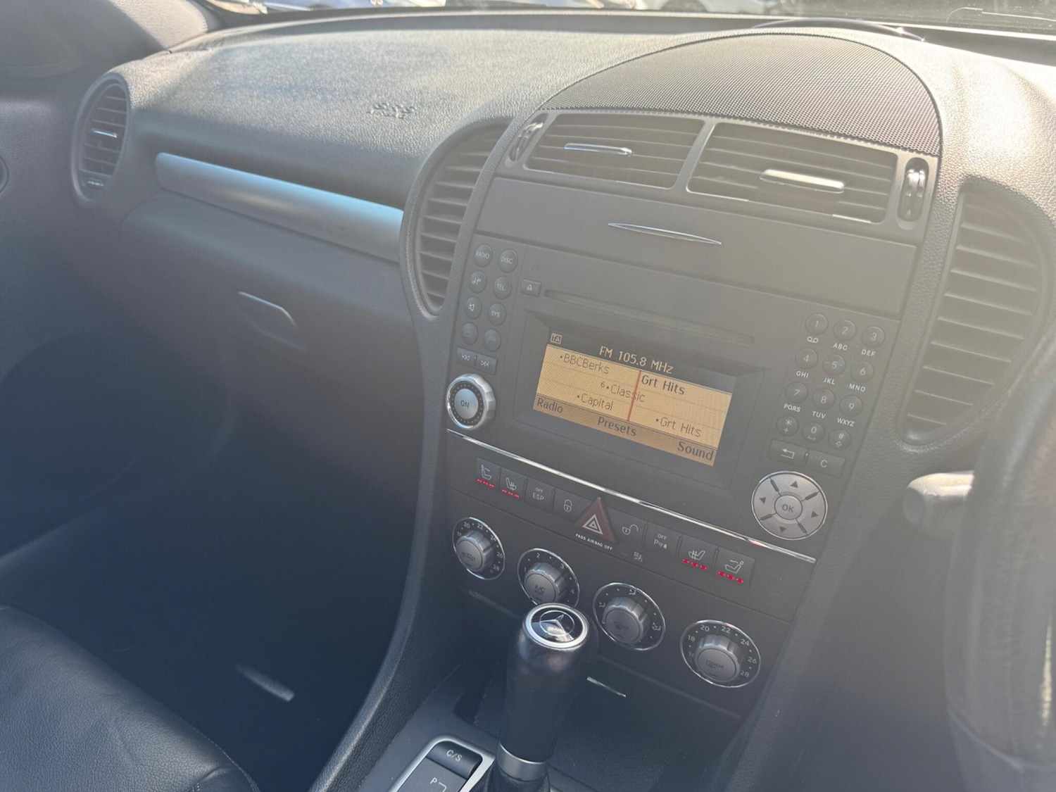 Used Mercedes-Benz SLK 2010 for sale - 78163036: Photo 17