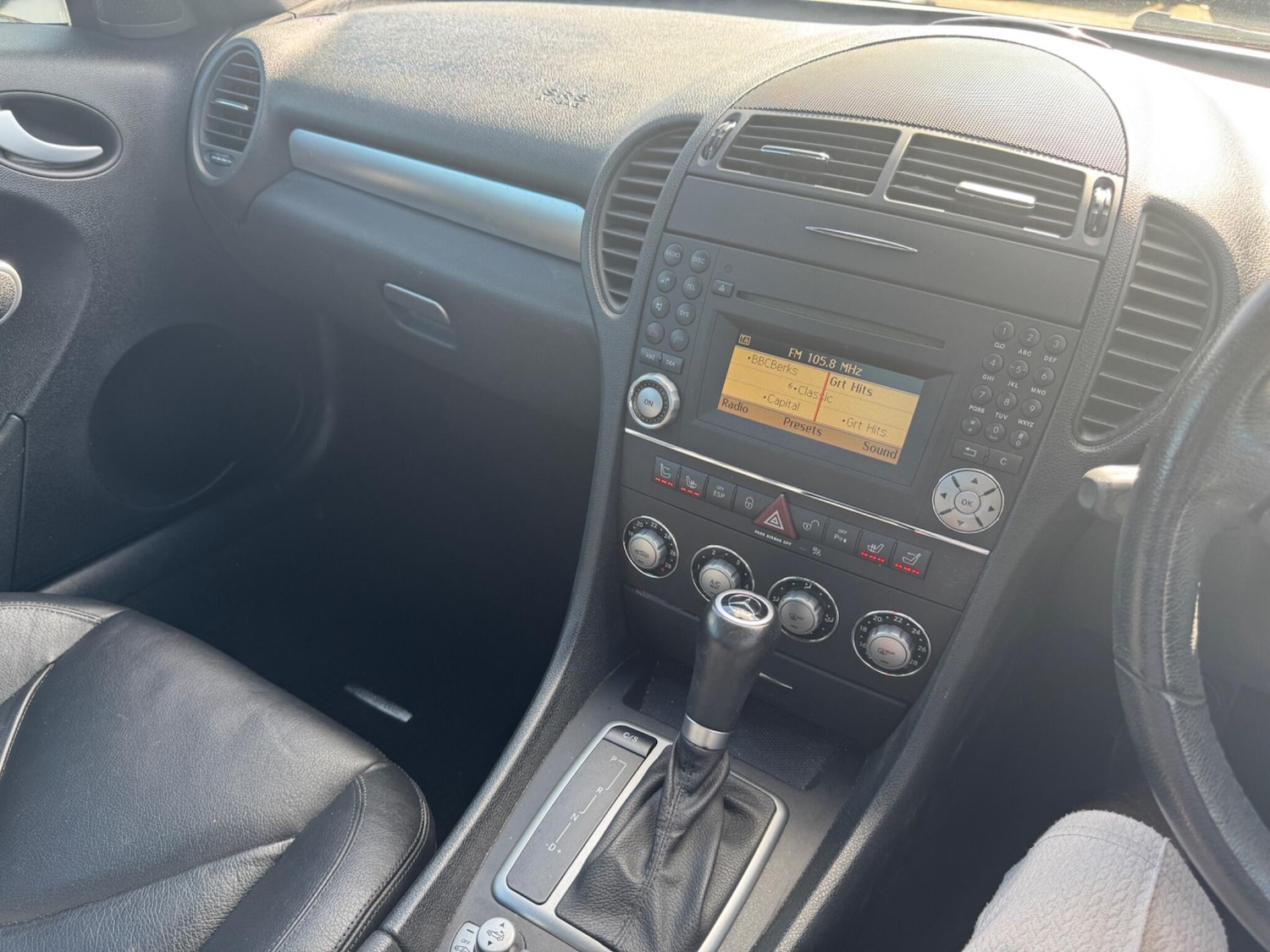 Used Mercedes-Benz SLK 2010 for sale - 78163036: Photo 18