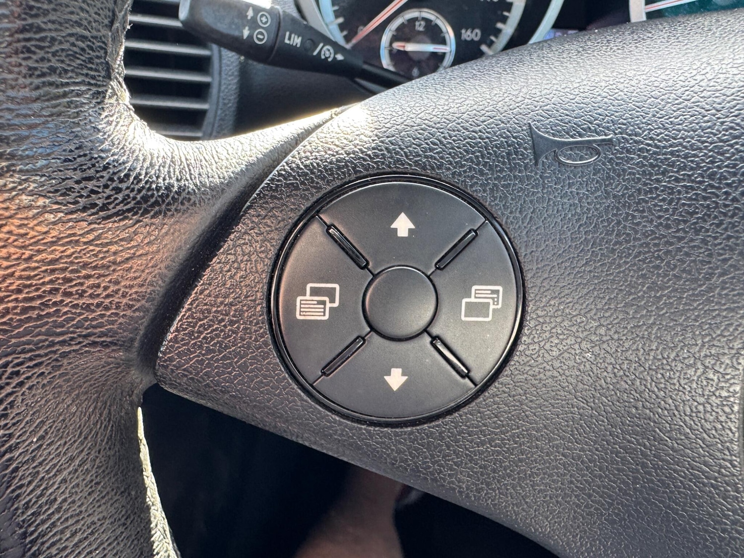 Used Mercedes-Benz SLK 2010 for sale - 78163036: Photo 21