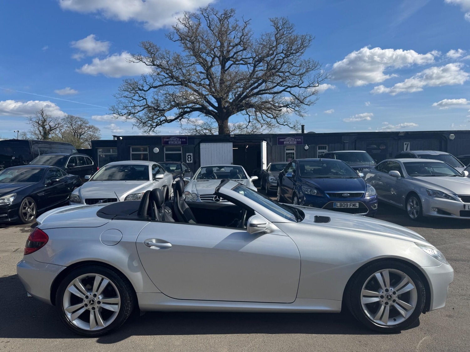 Used Mercedes-Benz SLK 2010 for sale - 78163036: Photo 4