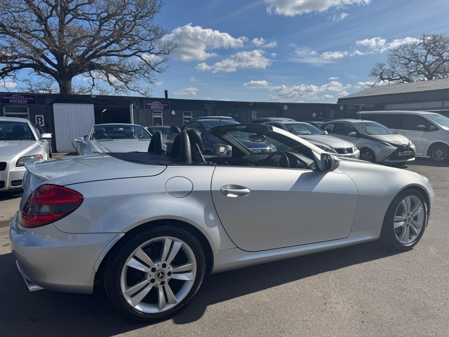 Used Mercedes-Benz SLK 2010 for sale - 78163036: Photo 6