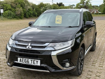 Used Mitsubishi Outlander 2017 for sale - 78558388: Photo