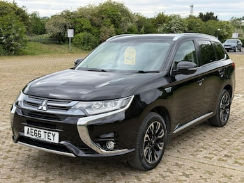 Used Mitsubishi Outlander 2017 for sale - 78558388: Photo