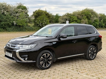 Used Mitsubishi Outlander 2017 for sale - 78558388: Photo