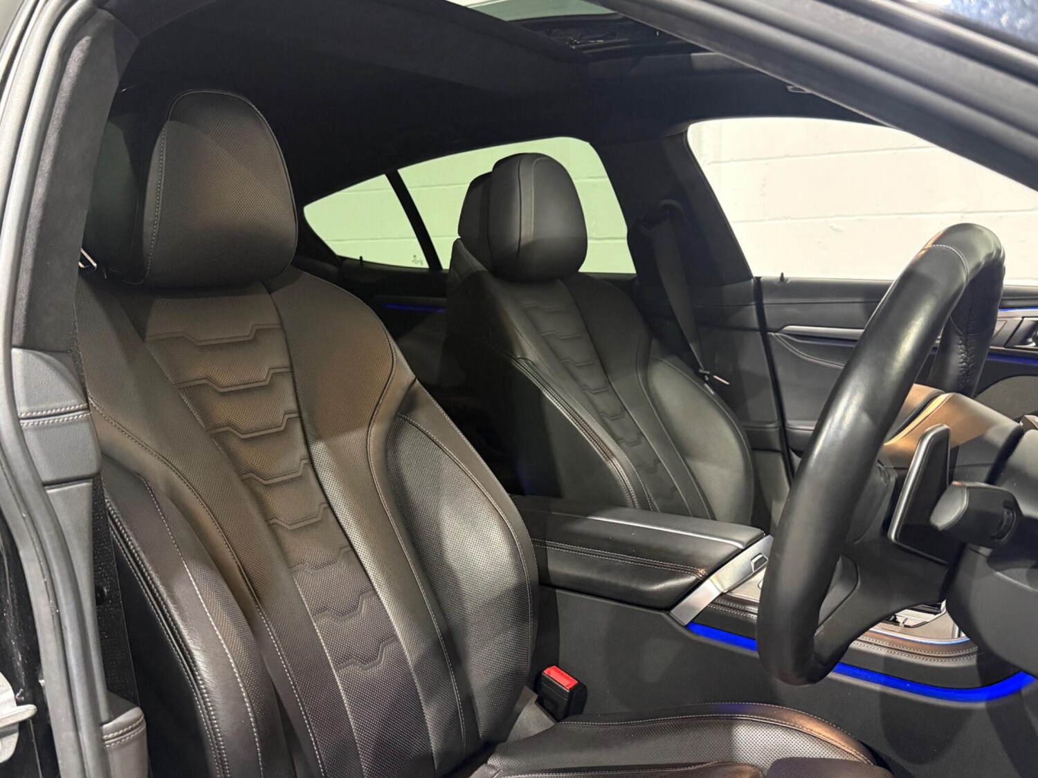 Used BMW 8 Series 2021 for sale - 77942346: Photo 11