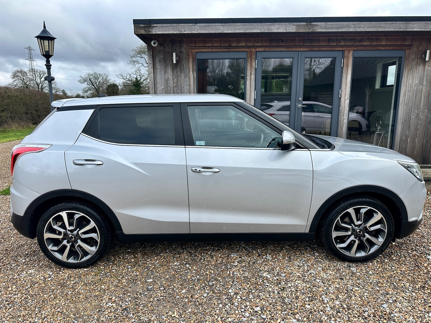 Used Ssangyong Tivoli 2016 for sale - 77733589: Photo 2