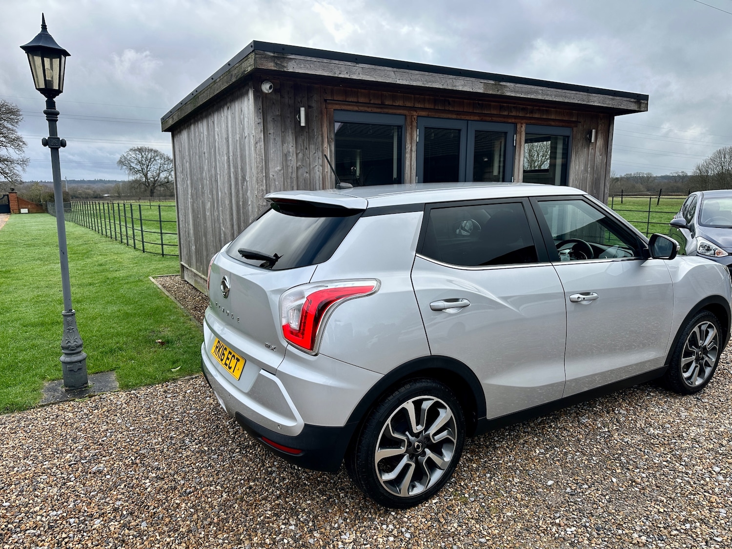 Used Ssangyong Tivoli 2016 for sale - 77733589: Photo 3