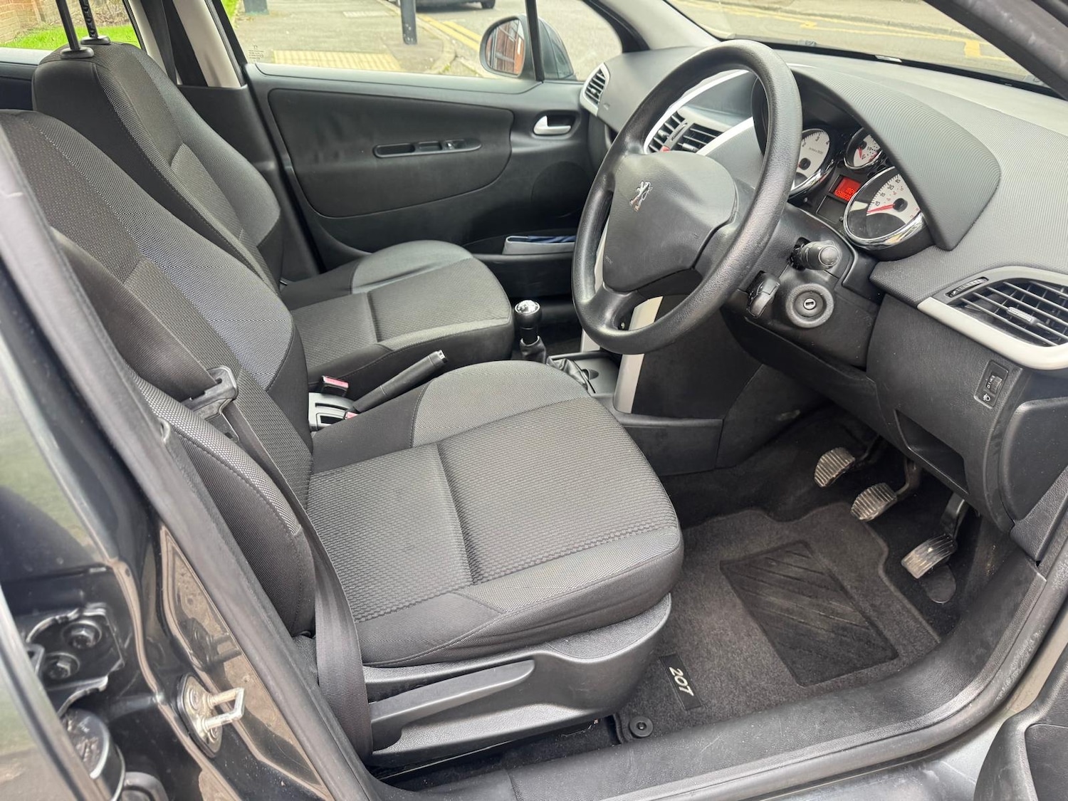 Used Peugeot 207 2012 for sale - 78022577: Photo 10