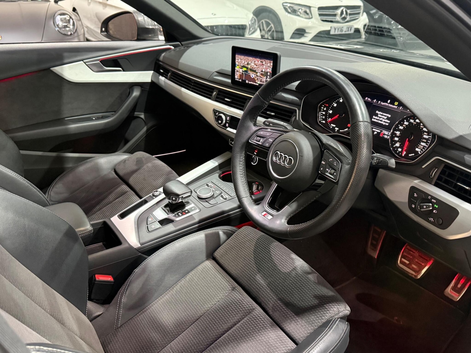 Used Audi A4 2018 for sale - 77942357: Photo 14