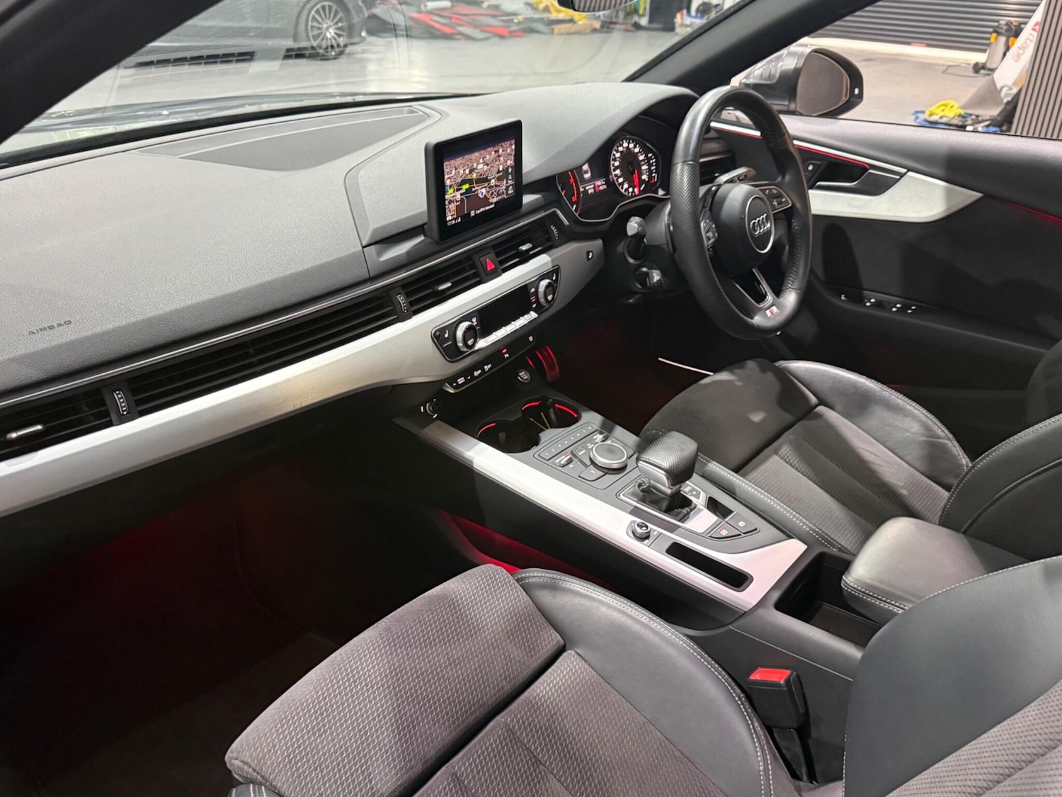 Used Audi A4 2018 for sale - 77942357: Photo 16