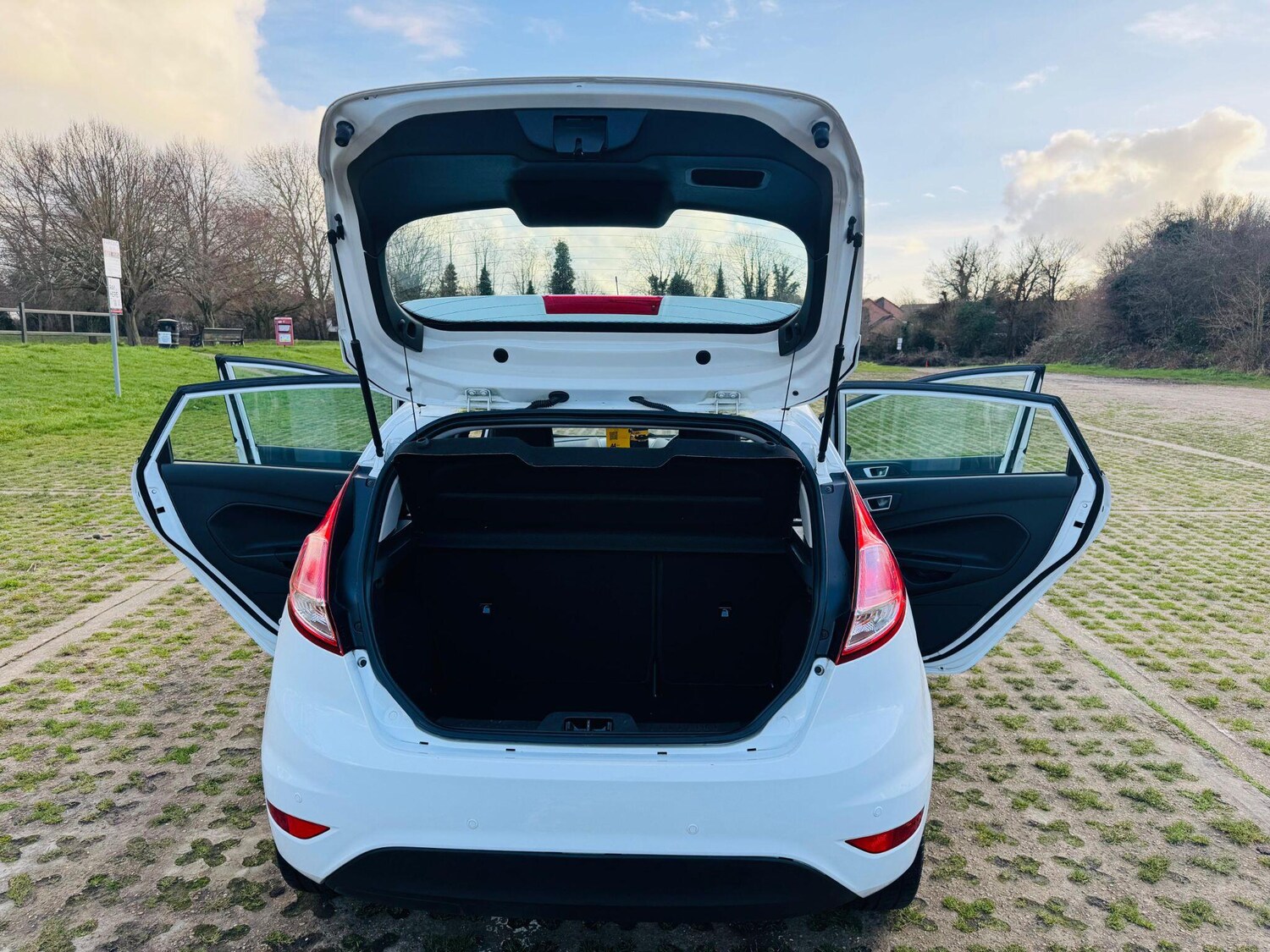 Used Ford Fiesta 2016 for sale - 78029153: Photo 15