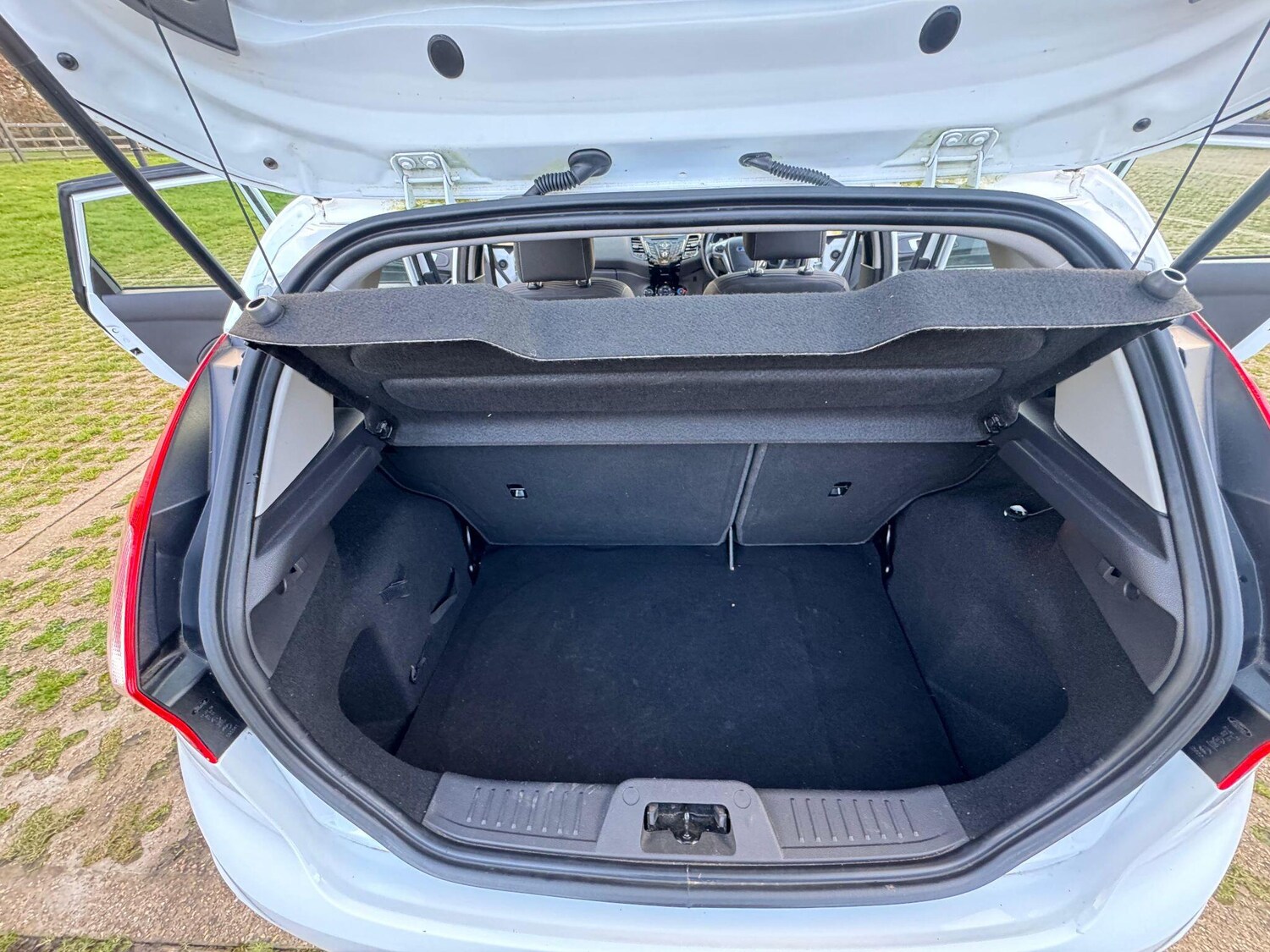 Used Ford Fiesta 2016 for sale - 78029153: Photo 16