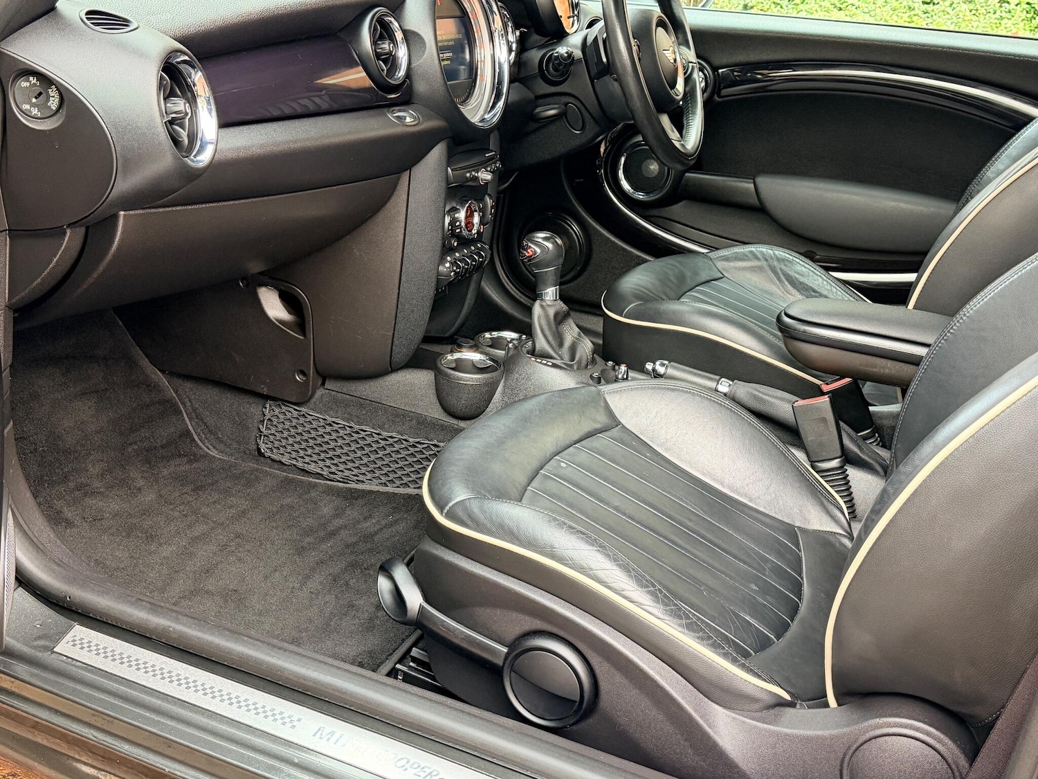 Used MINI Hatch 2010 for sale - 78029254: Photo 9