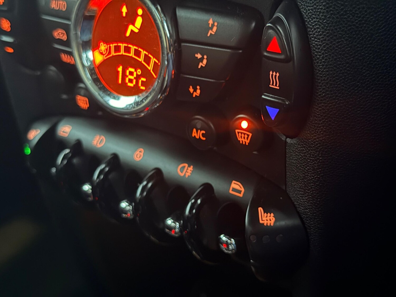 Used MINI Roadster 2013 for sale - 78029220: Photo 10