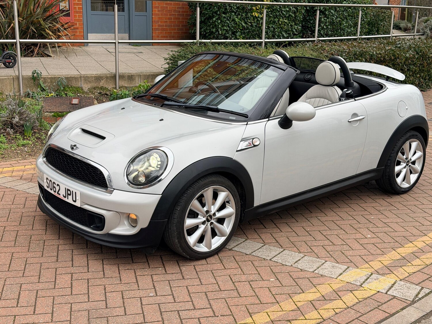 Used MINI Roadster 2013 for sale - 78029220: Photo 16