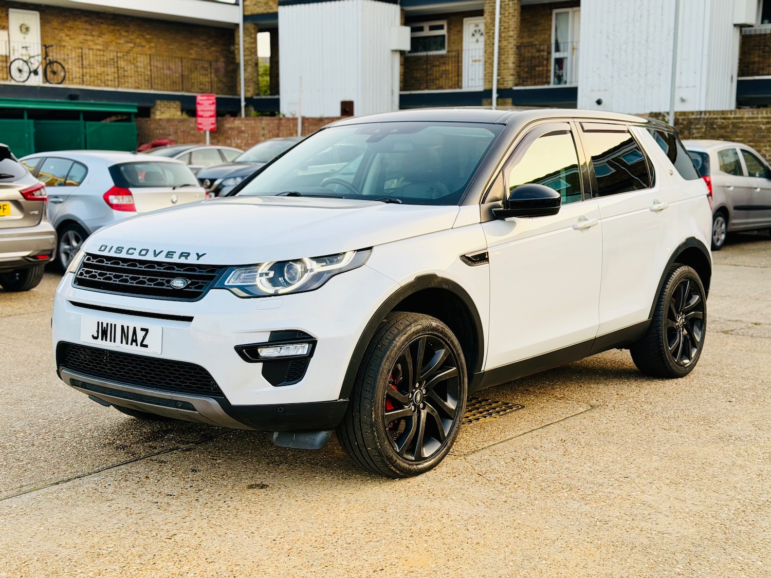 Used Land Rover Discovery Sport 2017 for sale - 78177265: Photo 25