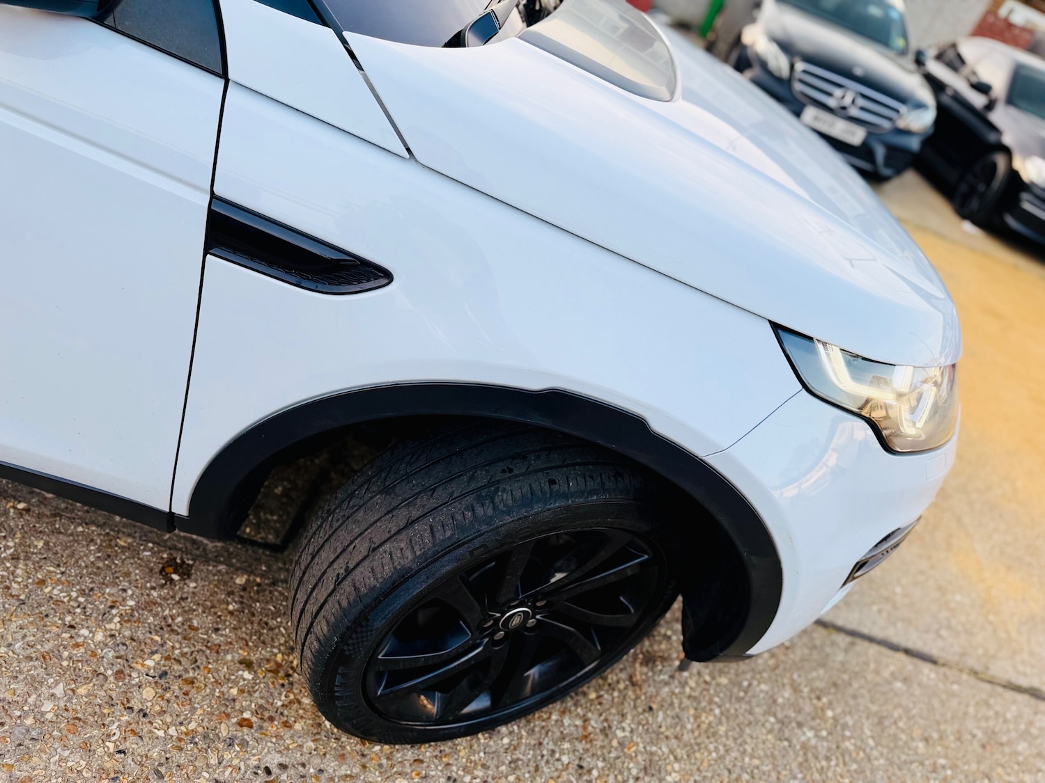 Used Land Rover Discovery Sport 2017 for sale - 78177265: Photo 4