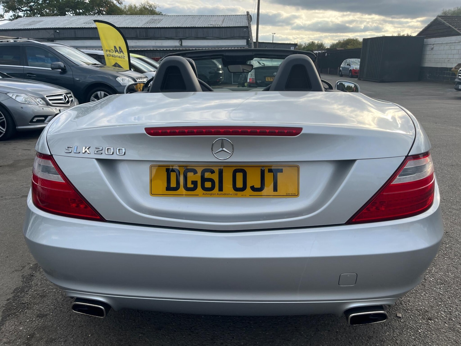 Used Mercedes-Benz SLK 2011 for sale - 78089392: Photo 13