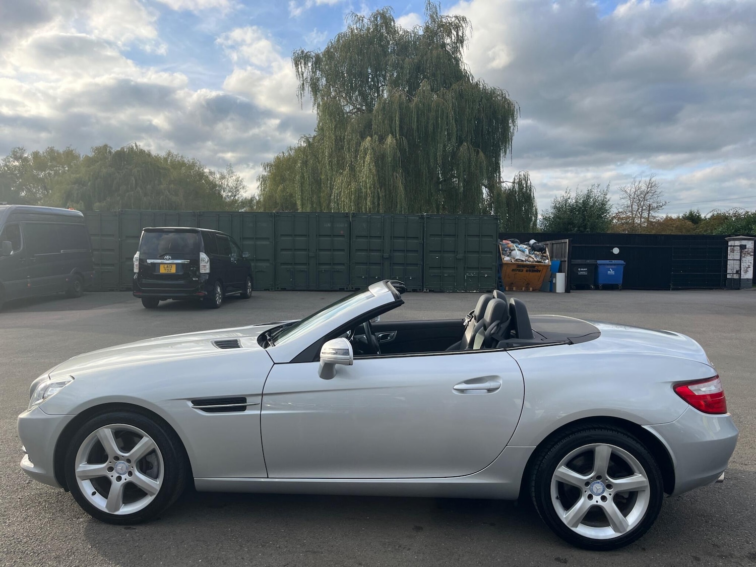 Used Mercedes-Benz SLK 2011 for sale - 78089392: Photo 9