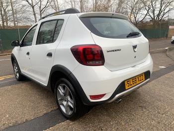 Used Dacia Sandero Stepway 2018 for sale - 77927862: Photo