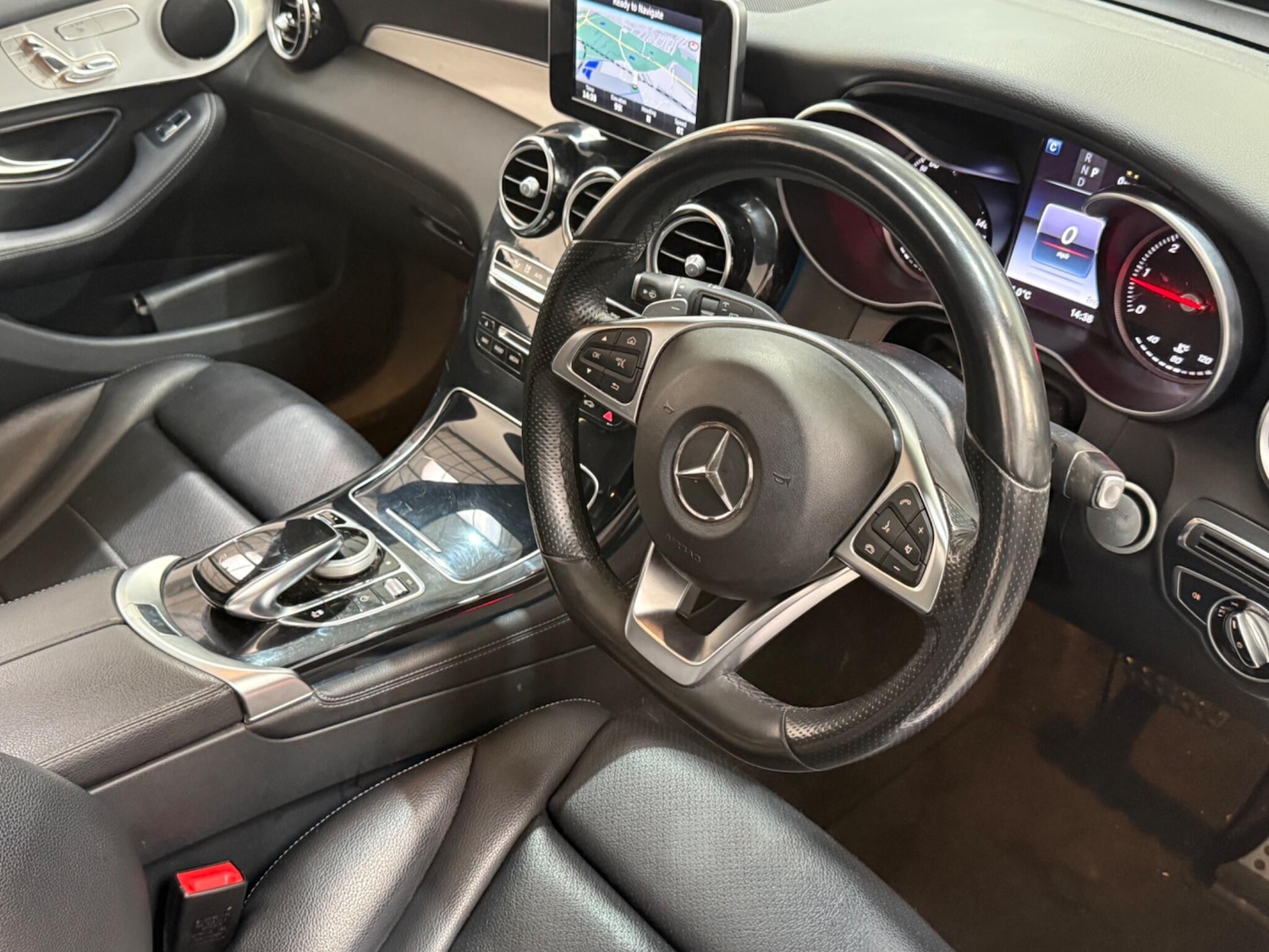 Used Mercedes-Benz GLC 2016 for sale - 77942356: Photo 12