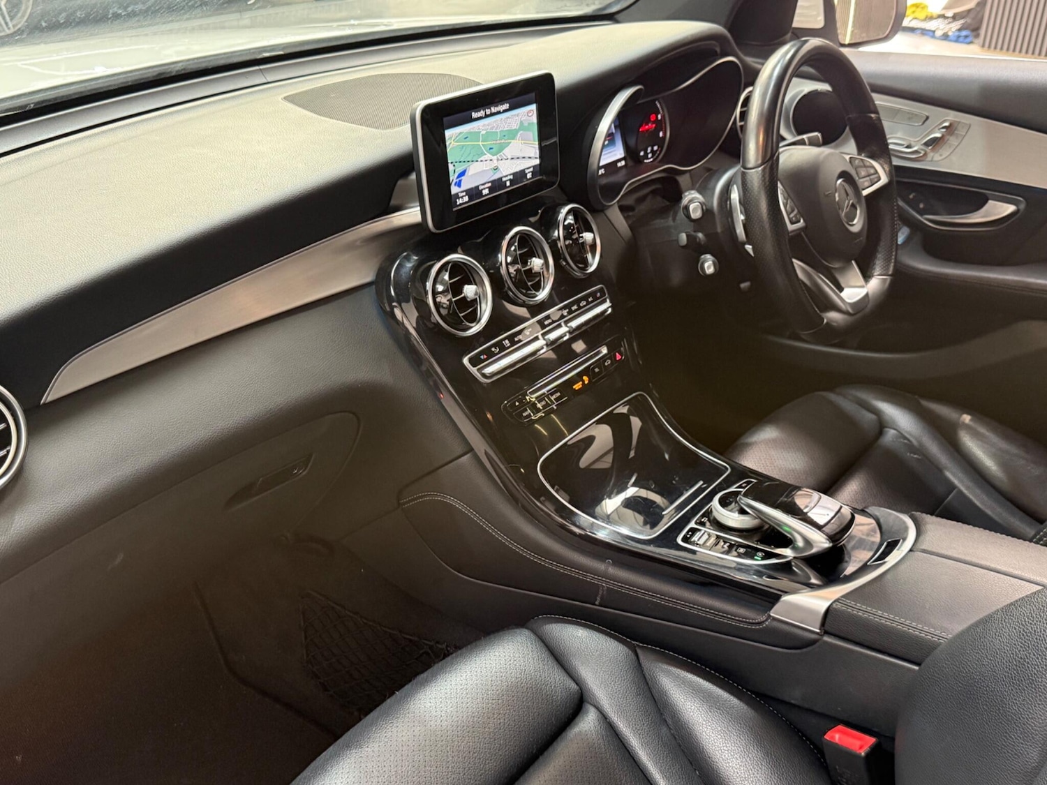 Used Mercedes-Benz GLC 2016 for sale - 77942356: Photo 14