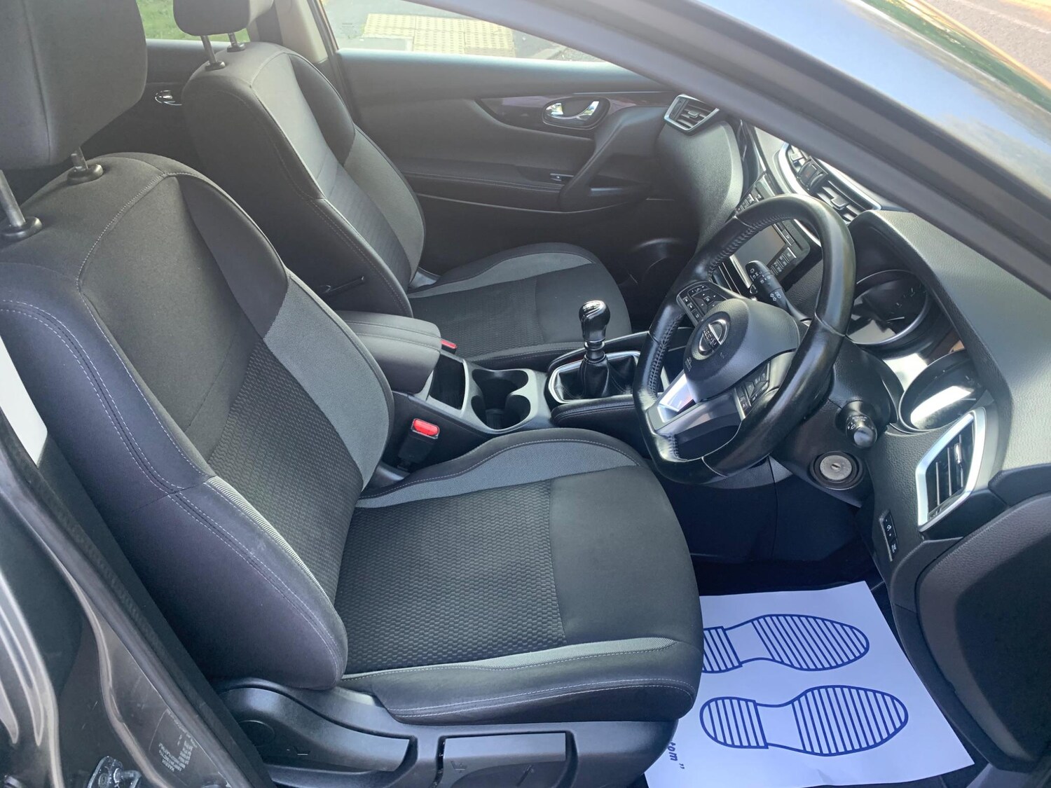 Used Nissan Qashqai 2017 for sale - 77927851: Photo 15