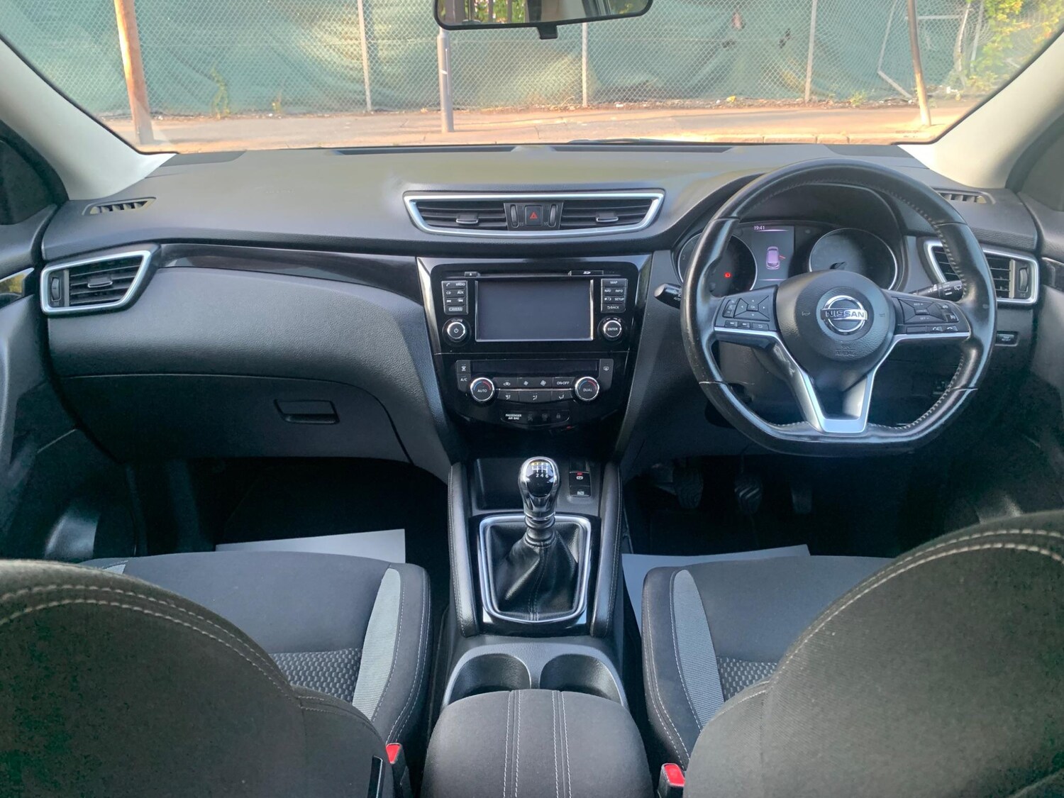 Used Nissan Qashqai 2017 for sale - 77927851: Photo 20