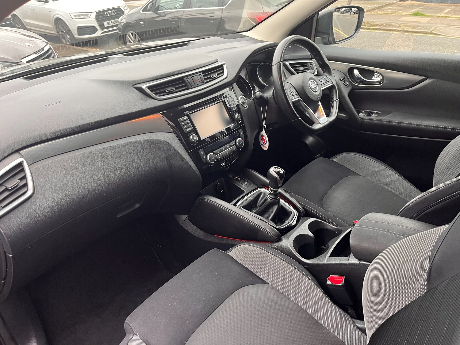 Used Nissan Qashqai 2017 for sale - 77927833: Photo 18